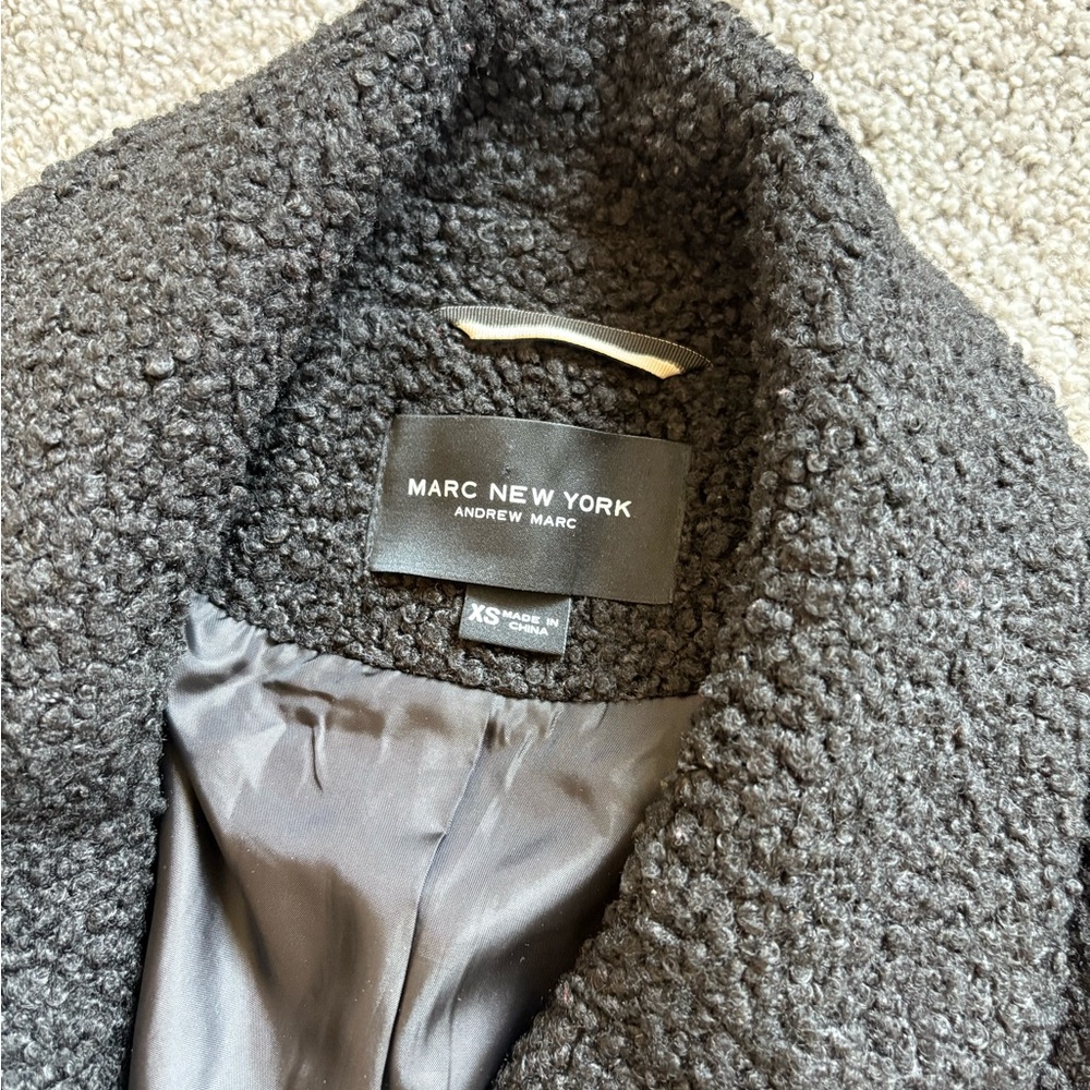 Women's Black Coat - Picture 2 of 4